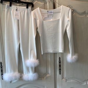 Sleeper pajamas set with feather cuff